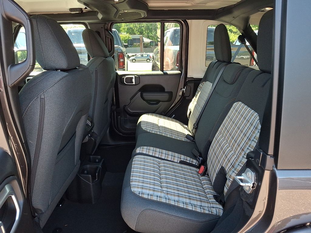 New 2026 Jeep Wrangler SUV