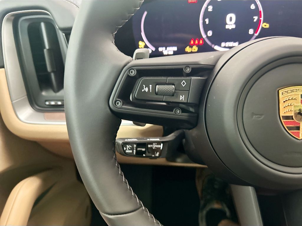 Thumbnail: 2026 Porsche Cayenne - 13