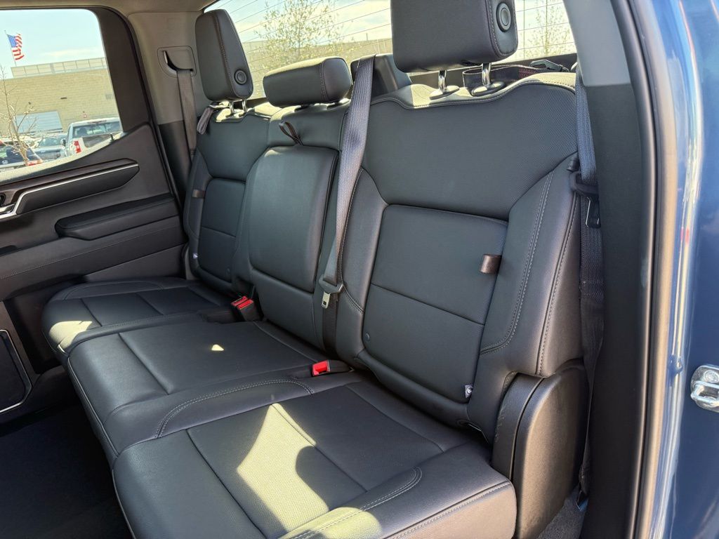 Thumbnail: 2024 GMC Sierra 1500 - 21