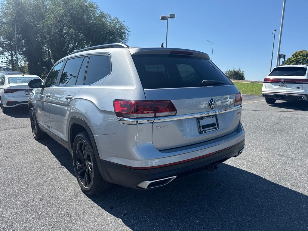2022 Volkswagen Atlas 3.6L V6 SE w/Technology Silver at Sutliff Volkswagen