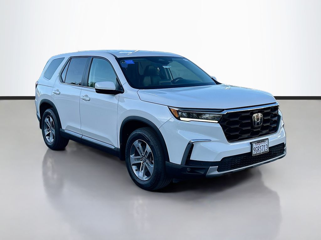 Thumbnail: 2023 Honda Pilot - 3