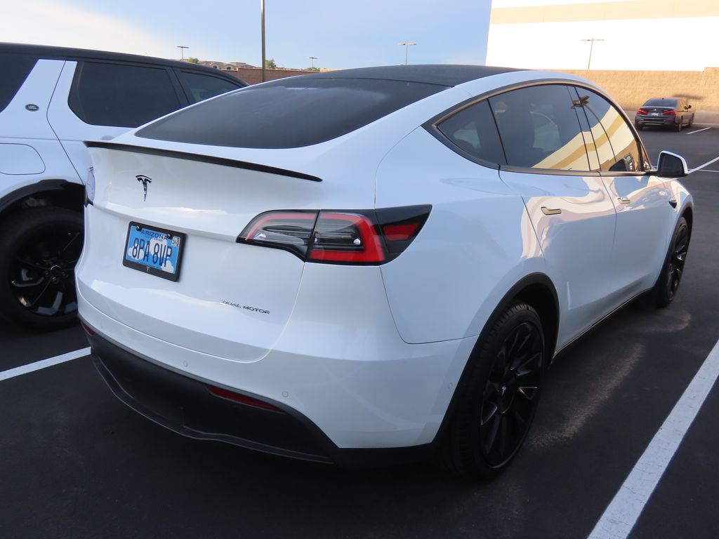 Thumbnail: 2021 Tesla Model Y - 4