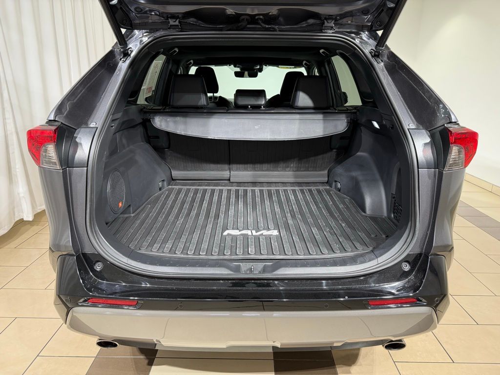 Thumbnail: 2023 Toyota RAV4 - 11