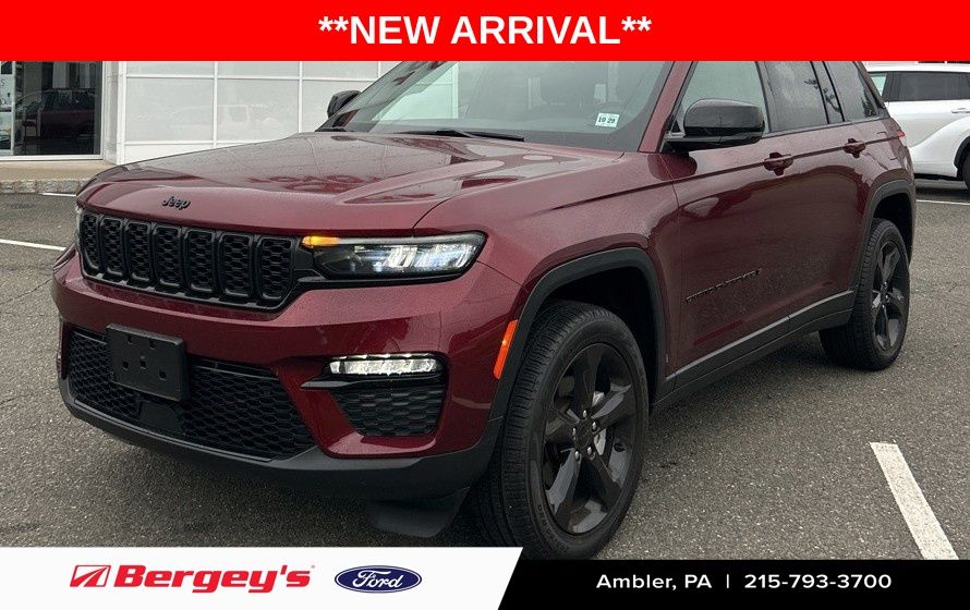 Velvet Red Pearlcoat 2024 Jeep Grand Cherokee SUV / Crossover Four-Wheel Drive 8-Speed Automatic