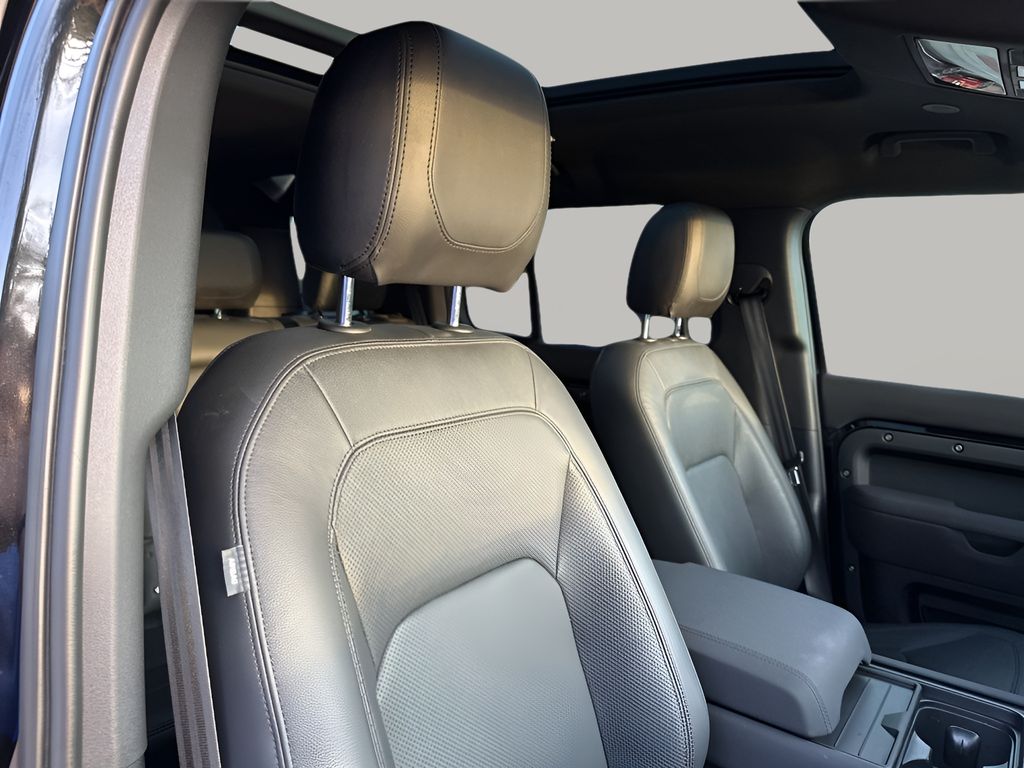 Used Car 2023 Land Rover Defender 110  Se For Sale Under $60,000 In Austin, Texas