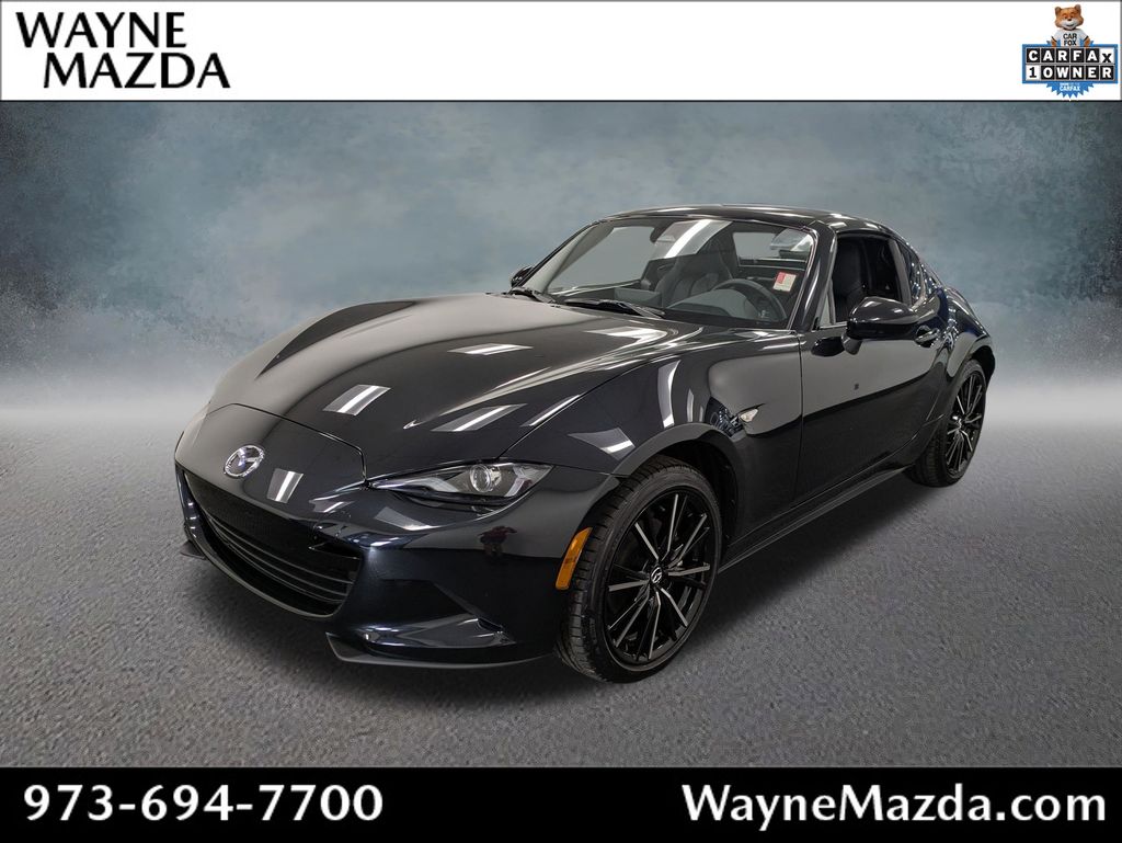 Jet Black Mica 2025 Mazda MX-5 Miata Convertible Rear-Wheel Drive 6-Speed Manual