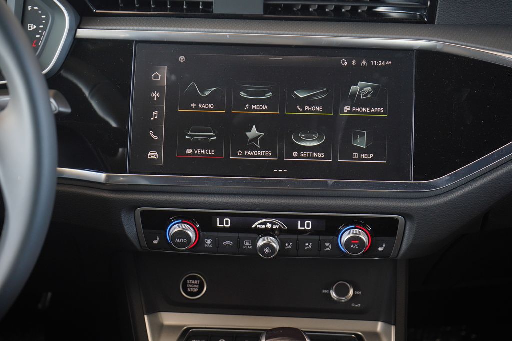 Thumbnail: 2025 Audi Q3 - 10