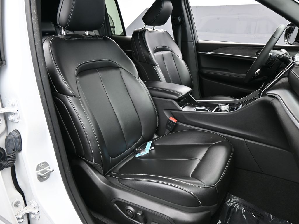 Used 2024 Bright White Clearcoat Jeep Limited image 51