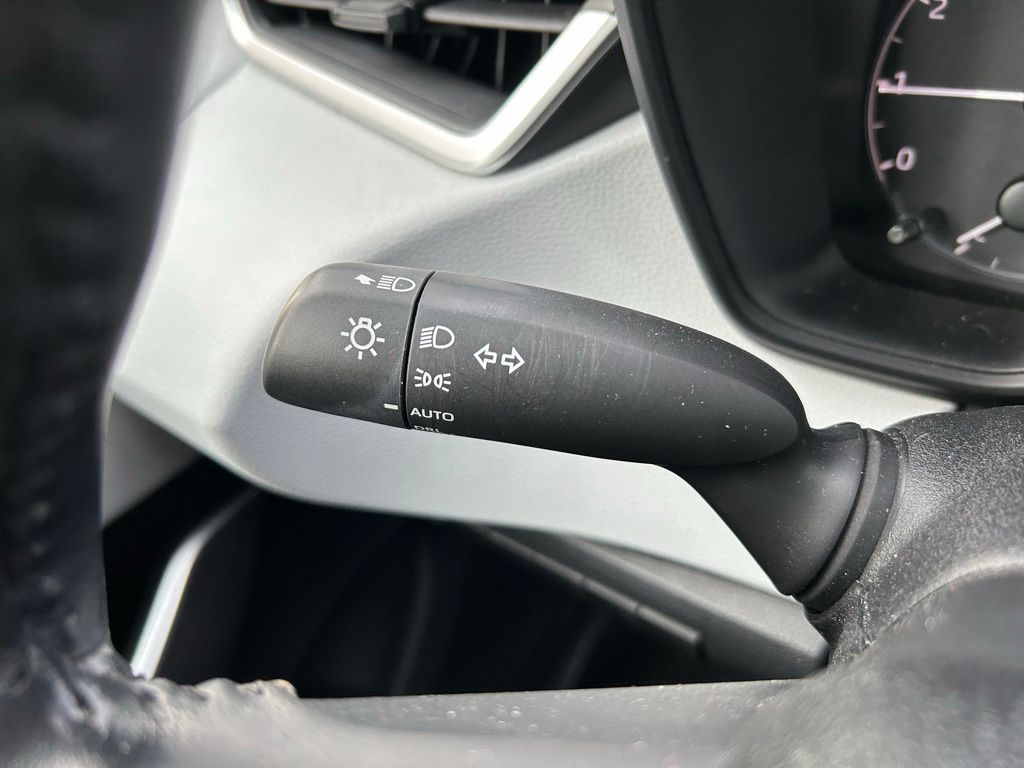 Thumbnail: 2023 Toyota Corolla - 21