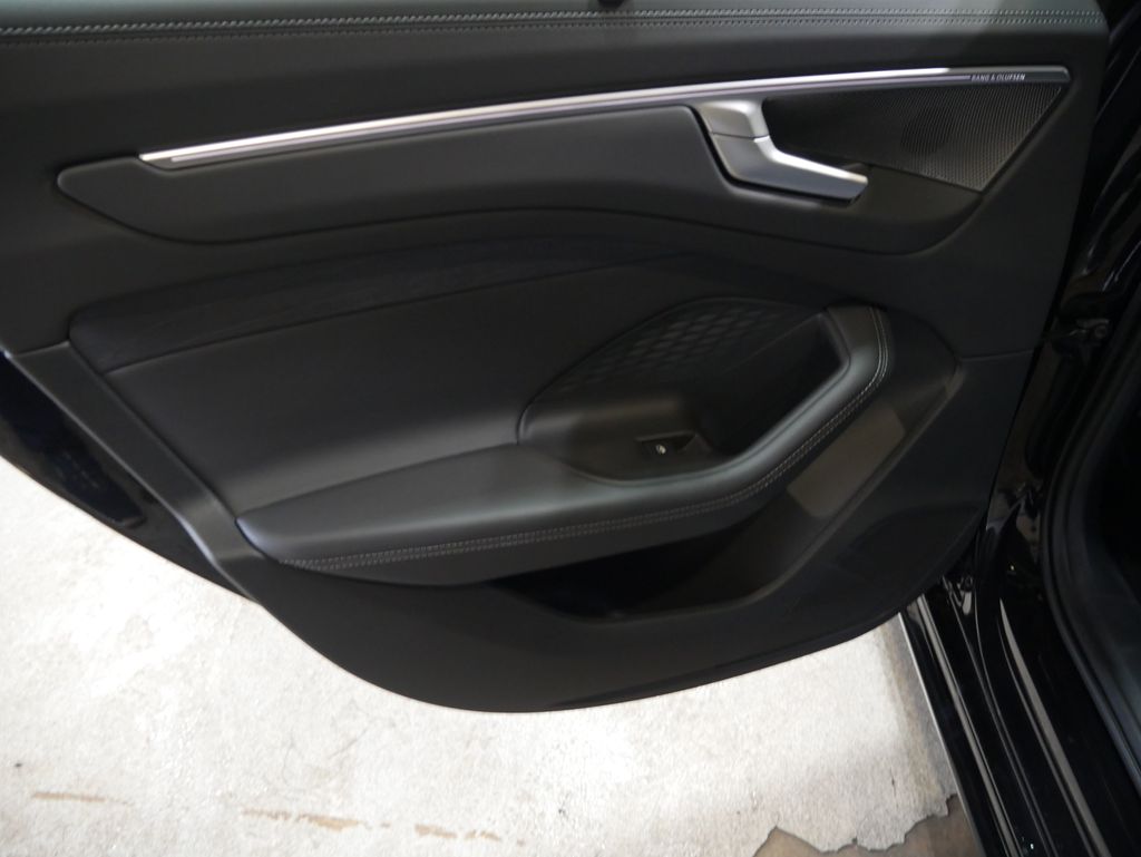 Thumbnail: 2026 Audi A6 - 18