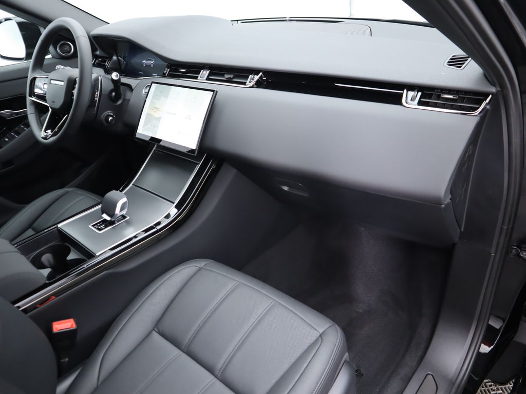 Thumbnail: 2024 Land Rover Range Rover Evoque - 18