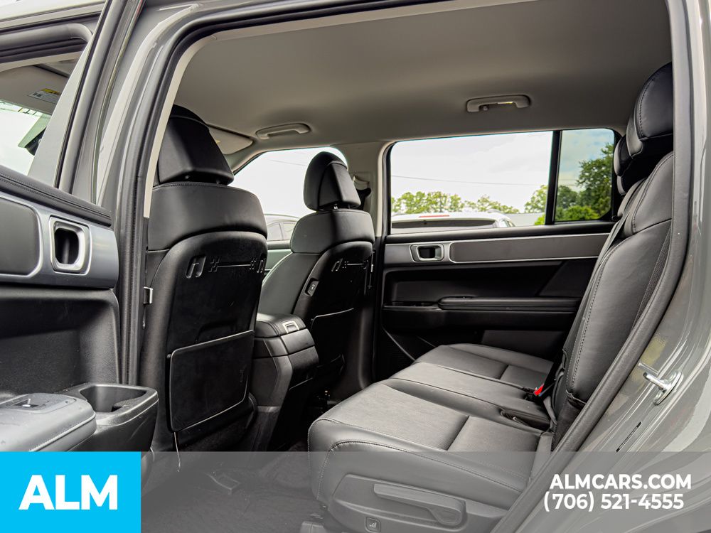 Used 2025 Gray Hyundai SEL image 16