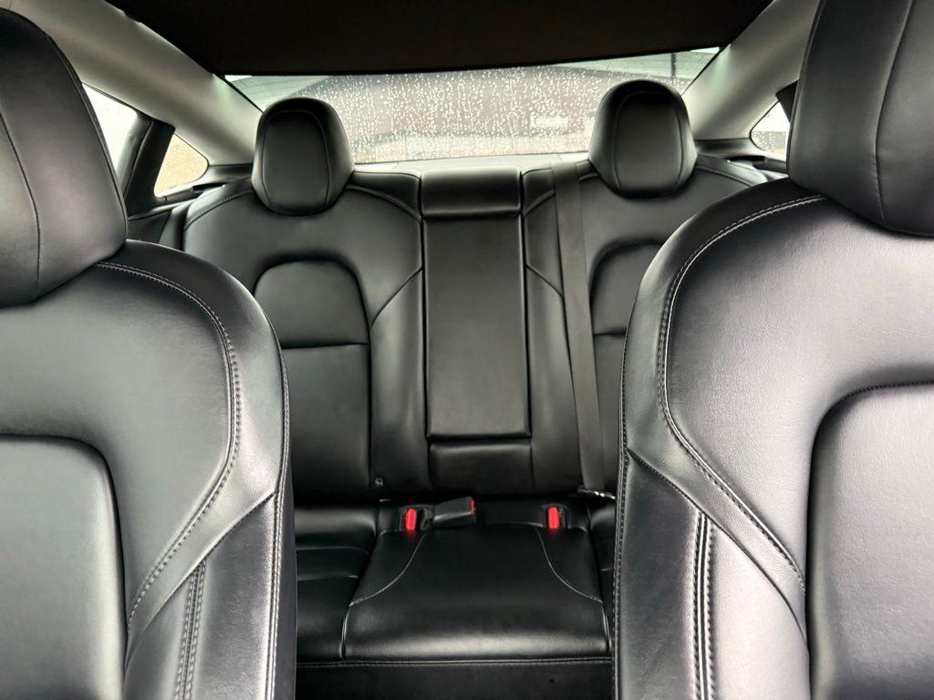 Thumbnail: 2021 Tesla Model 3 - 18