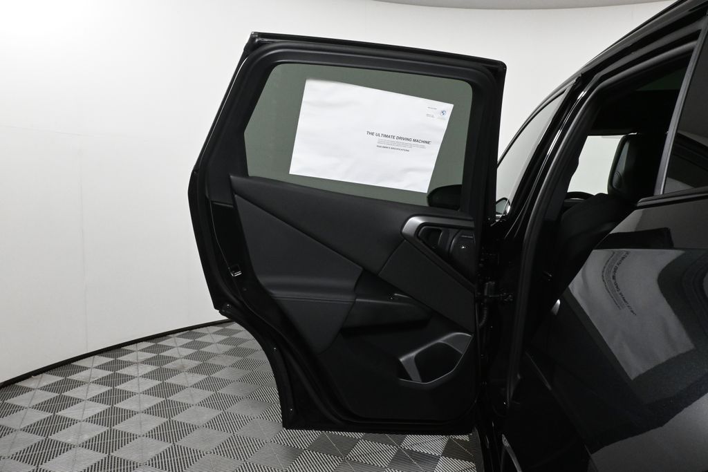 Thumbnail: 2025 BMW X3 - 32