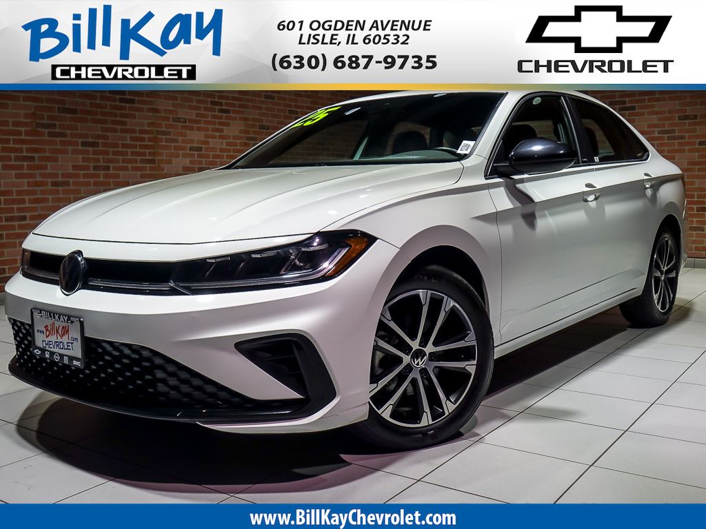 White 2025 Volkswagen Jetta Sedan Front-Wheel Drive 8-Speed Automatic