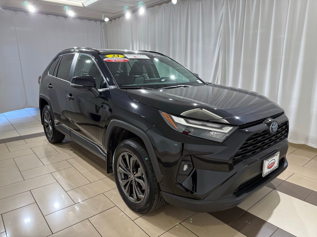 Thumbnail: 2023 Toyota RAV4 - 7