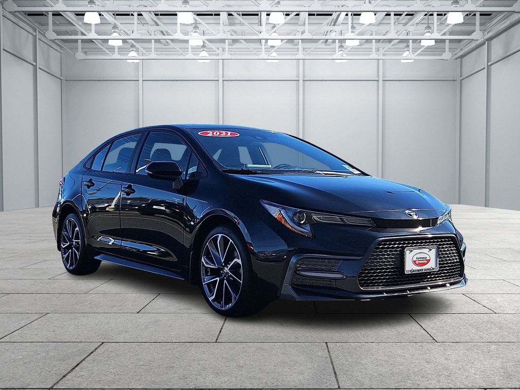 Thumbnail: 2021 Toyota Corolla - 3