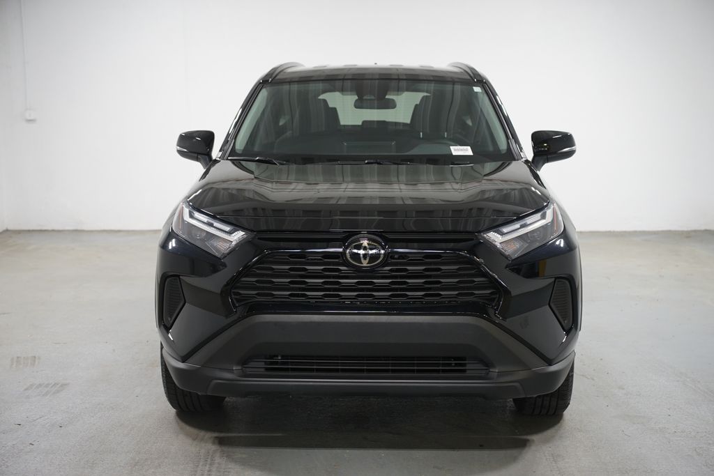 Thumbnail: 2025 Toyota RAV4 - 2