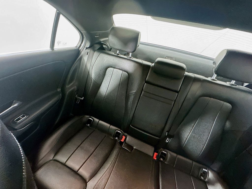 Used 2021 Gray Mercedes-Benz A 220 image 12