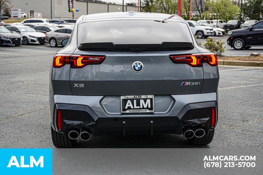 Used 2025 Gray BMW M35i image 11