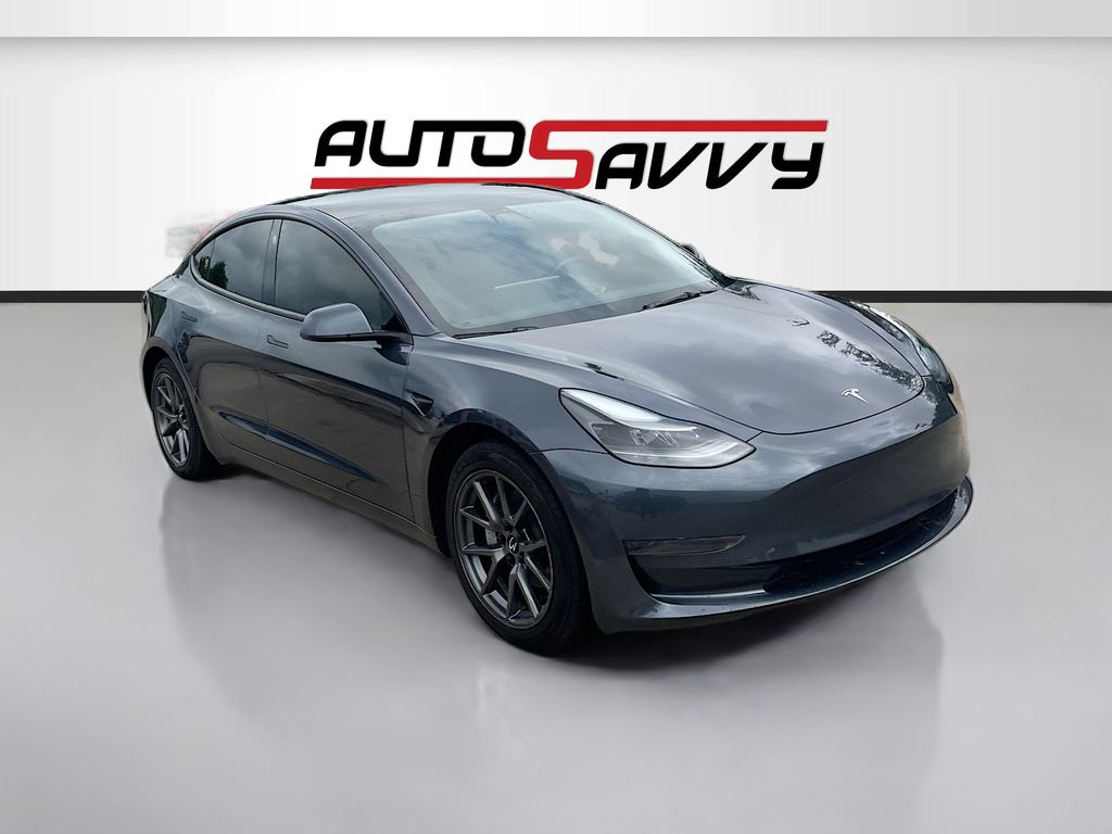 2023 Tesla Model 3 -'s photo