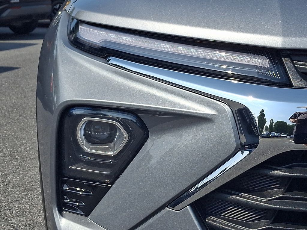 2024 Chevrolet TrailBlazer LT Gray at Auto Express Mitsubishi