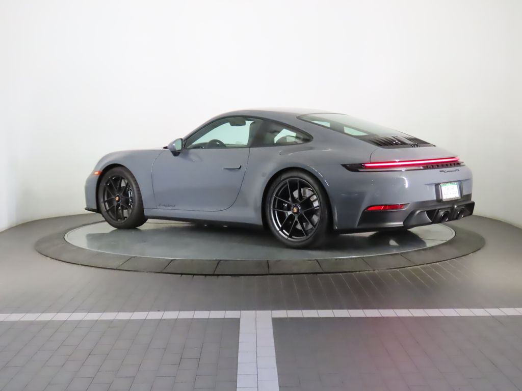 Thumbnail: 2025 Porsche 911 - 3