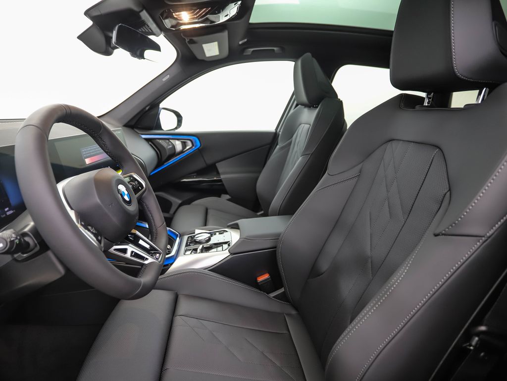 Thumbnail: 2026 BMW X3 - 11