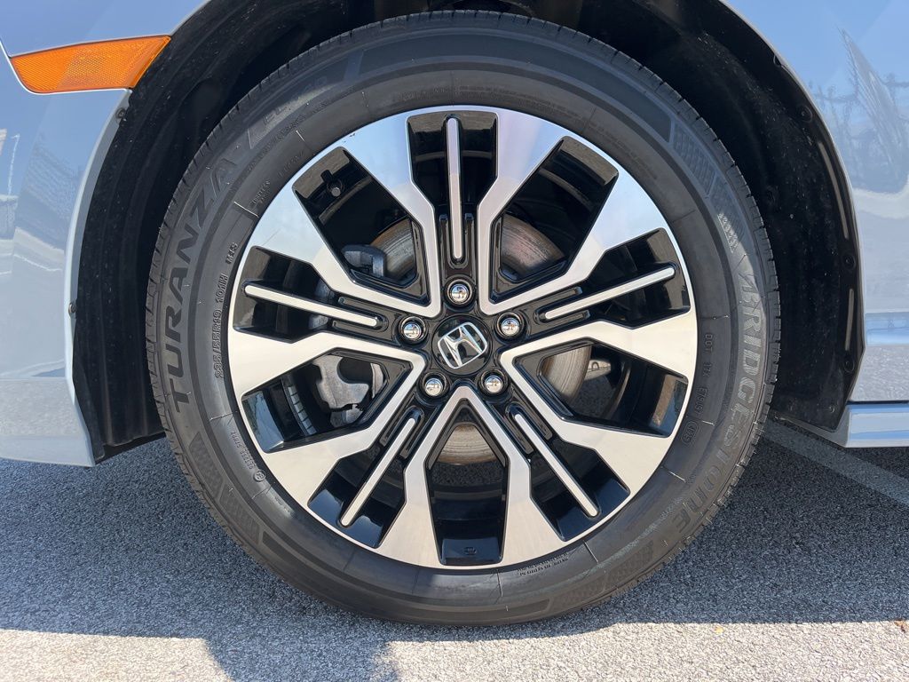 Thumbnail: 2026 Honda Odyssey - 13