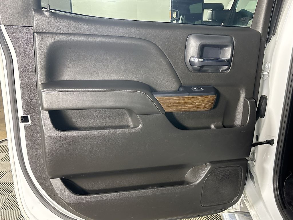 2019 GMC Sierra 2500HD Denali