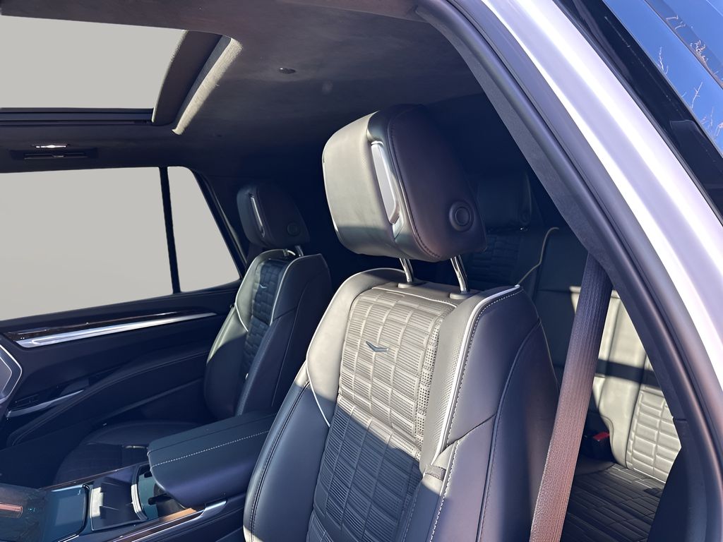 Used Car 2025 Cadillac Escalade  Sport Platinum For Sale Under $120,000 In Austin, Texas