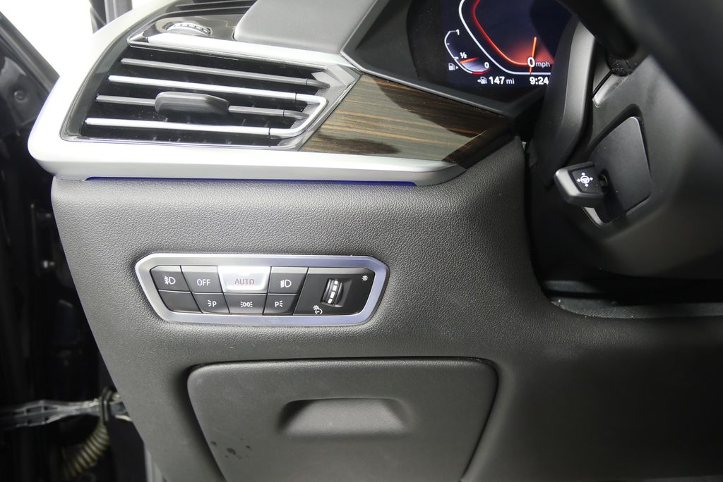 Thumbnail: 2019 BMW X7 - 23