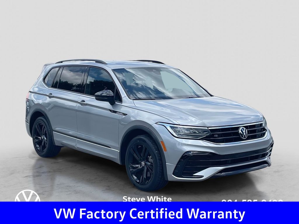 Pyrite Silver Metallic 2023 Volkswagen Tiguan SUV / Crossover Front-Wheel Drive 8-Speed Automatic