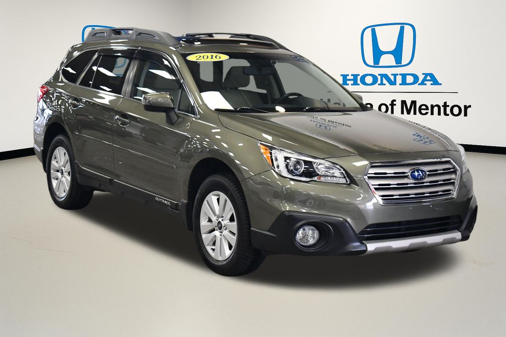 Thumbnail: 2016 Subaru Outback - 10