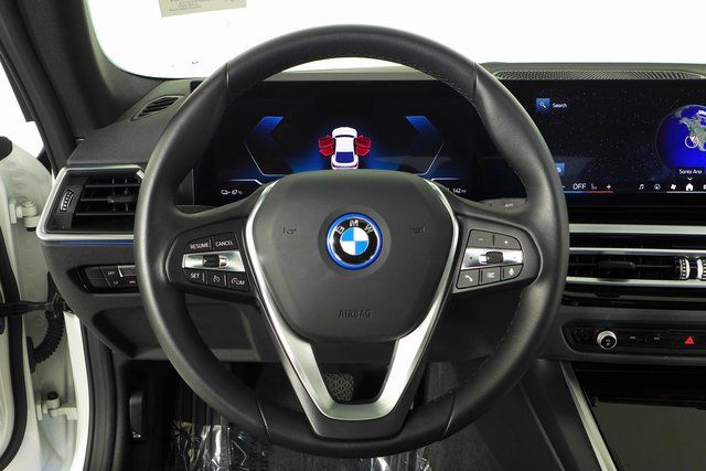 2024 BMW i4 eDrive40 27