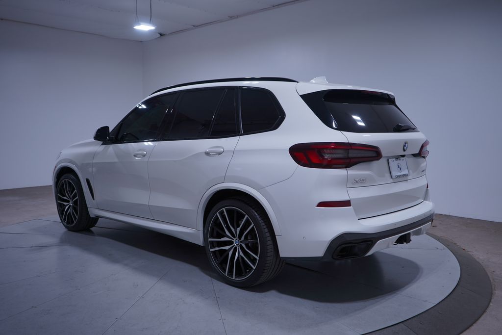 Thumbnail: 2021 BMW X5 - 3