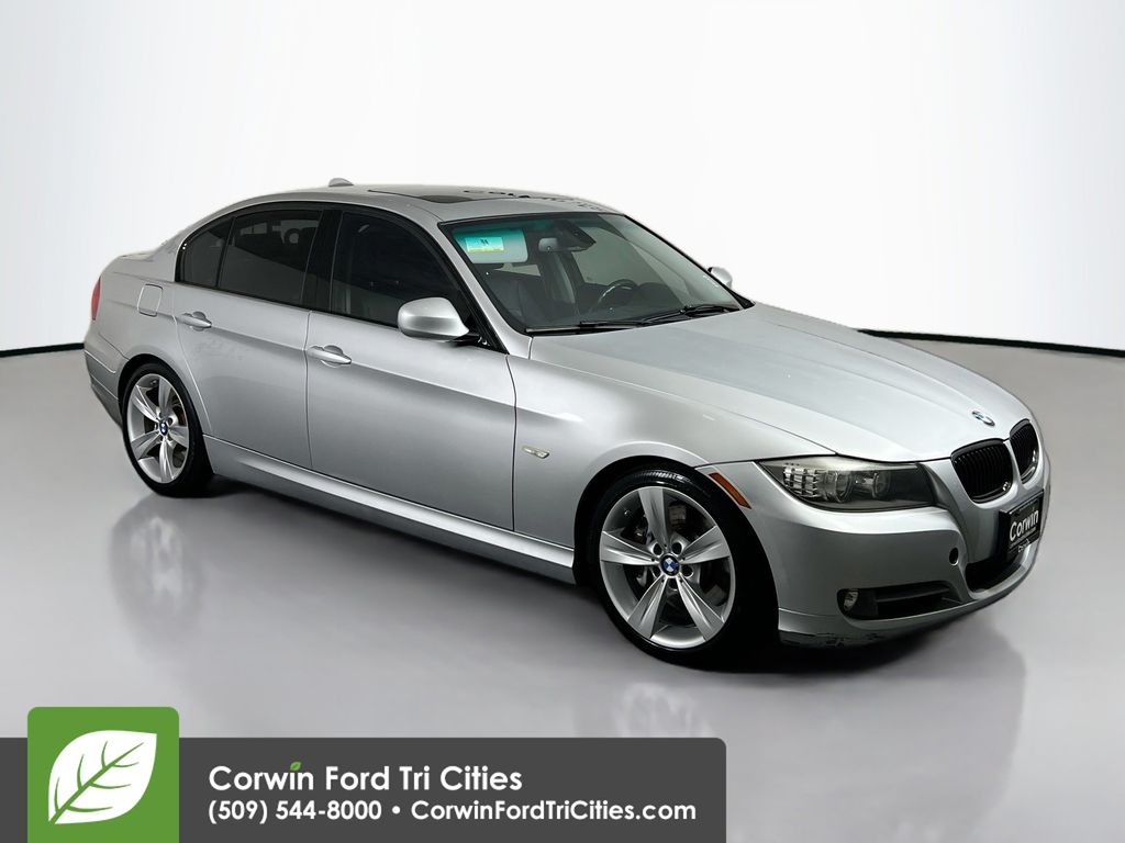 BMW 3 Series 335i Sedan RWD