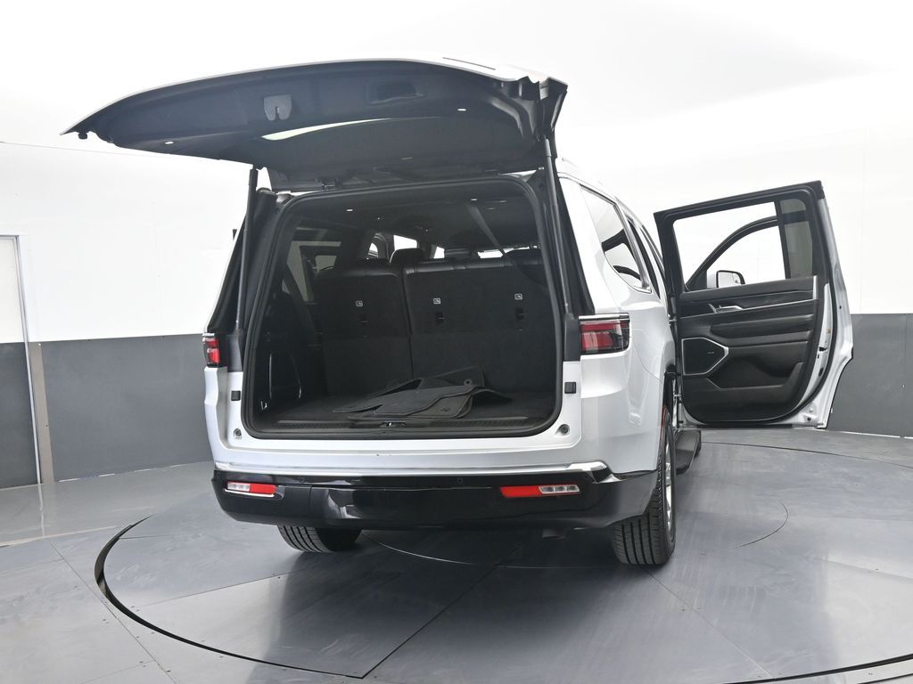 Used 2022 Silver Zynith Jeep Series I image 83