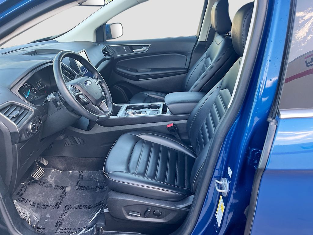 Used 2023 Blue Ford SEL image 21