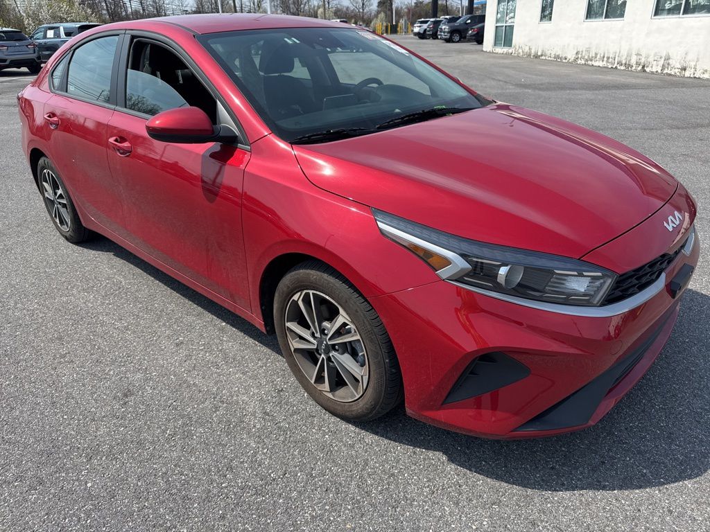 2024 Kia Forte LXS FWD