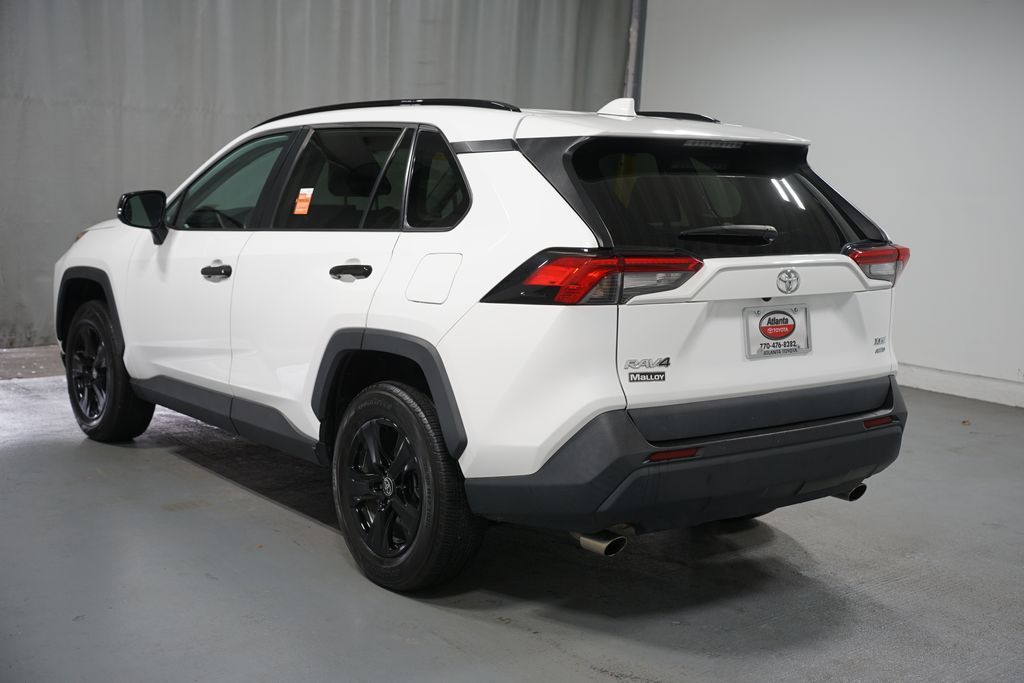 Thumbnail: 2021 Toyota RAV4 - 6