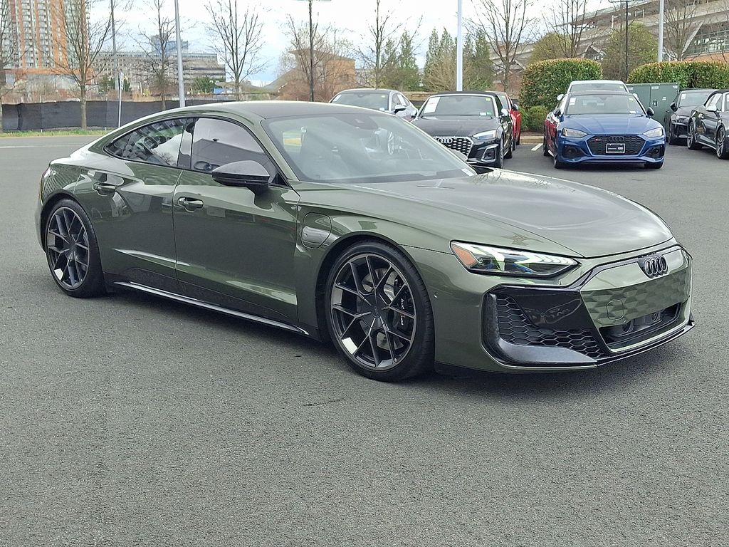 Thumbnail: 2025 Audi RS e-tron GT - 3