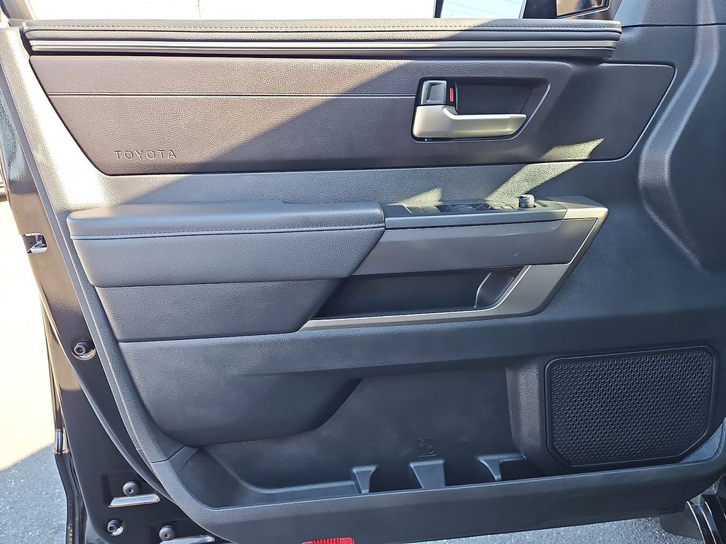 Thumbnail: 2023 Toyota Tundra - 13