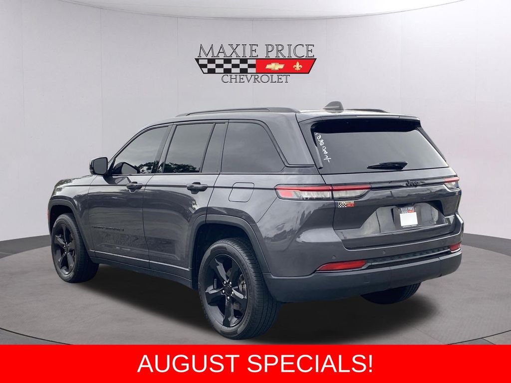 Used 2024 Jeep Grand Cherokee SUV
