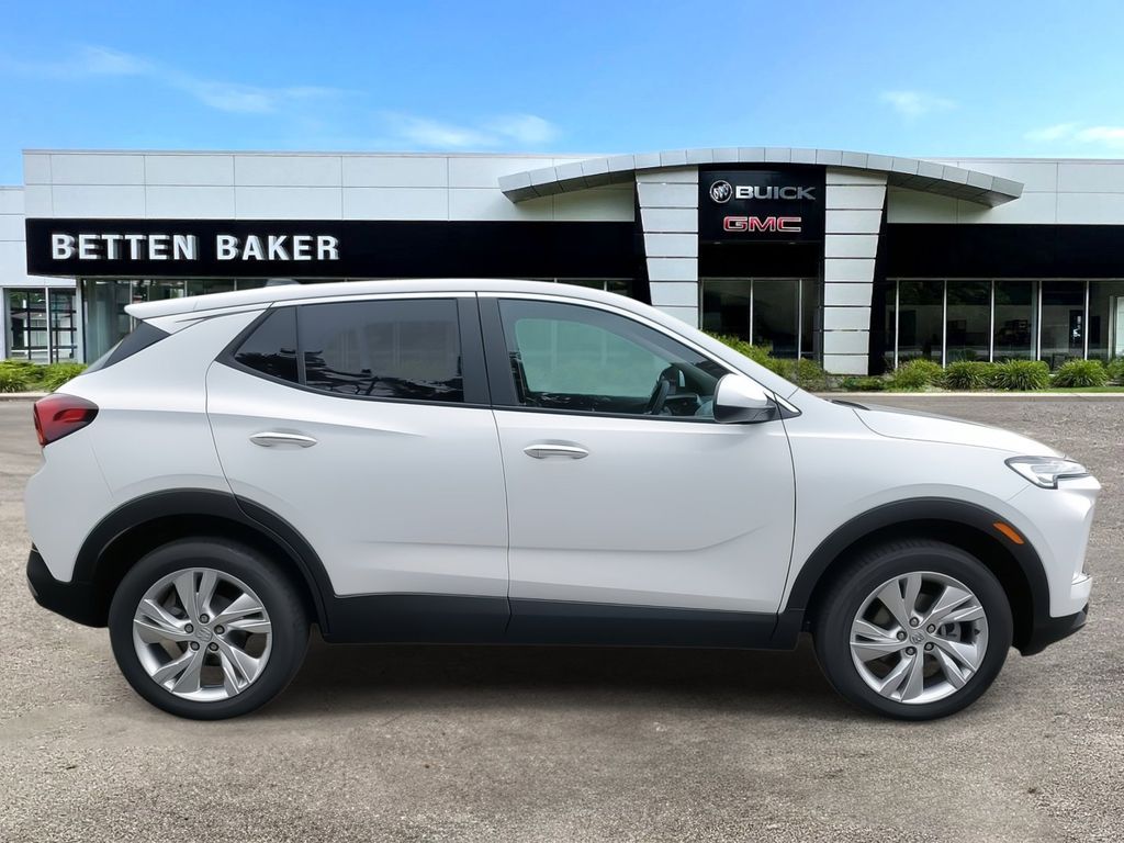 2025 Buick Encore GX Preferred 8