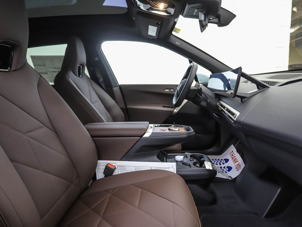 2026 BMW iX  30