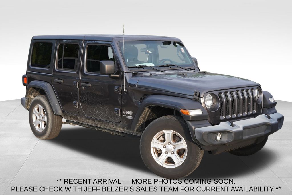 Crystal Metallic 2019 Jeep Wrangler SUV / Crossover Four-Wheel Drive 6-Speed Manual