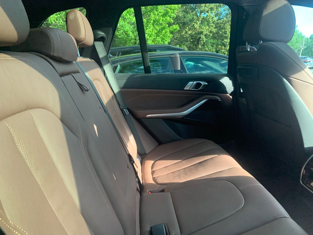 Thumbnail: 2021 BMW X5 - 11