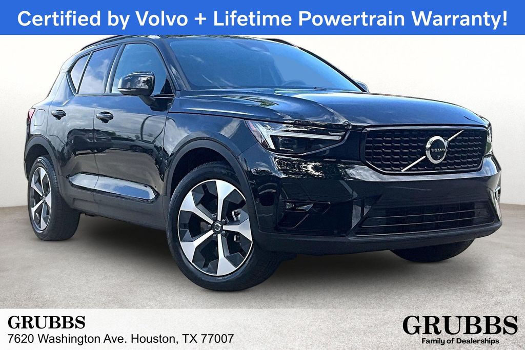 Onyx Black 2026 Volvo XC40 SUV / Crossover All-Wheel Drive Automatic
