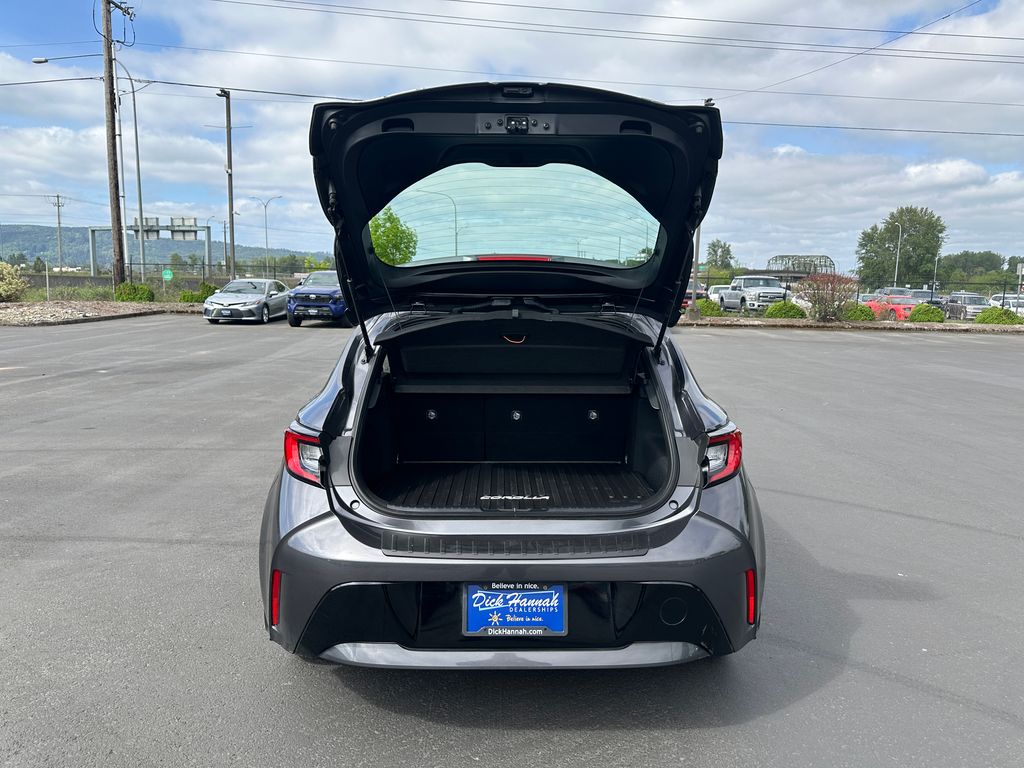 2024 Toyota Corolla Hatchback SE